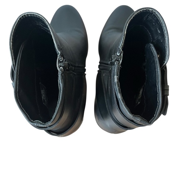 Apt. 9 Black Ankle Boots Size 8.5 – Heeled Booties w/ Buckle Detail Faux Leather - Picture 9 of 16